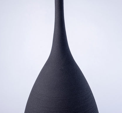 Minimal Vase - B